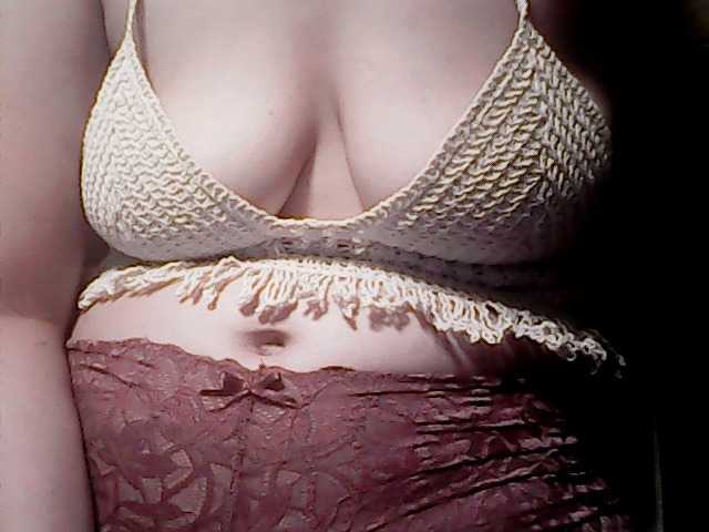 extremelymilkyboobs live webcam show