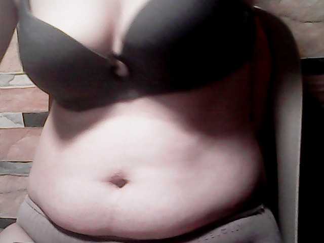 extremelymilkyboobs live webcam show