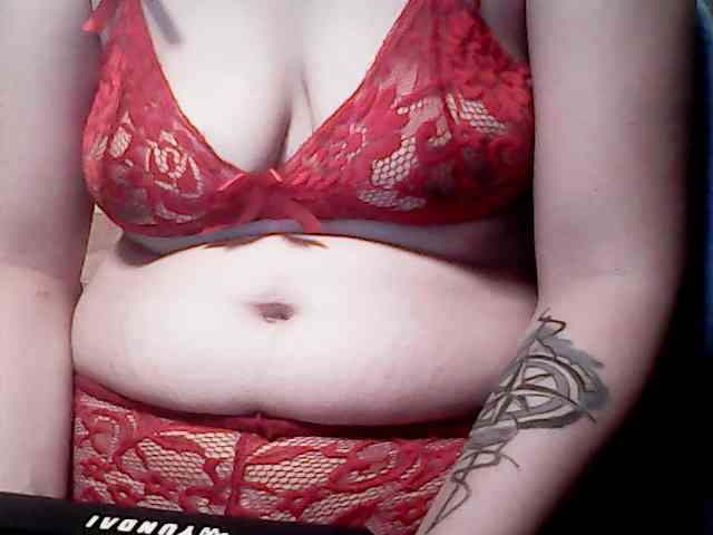 extremelymilkyboobs webcam