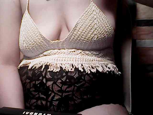 extremelymilkyboobs webcam