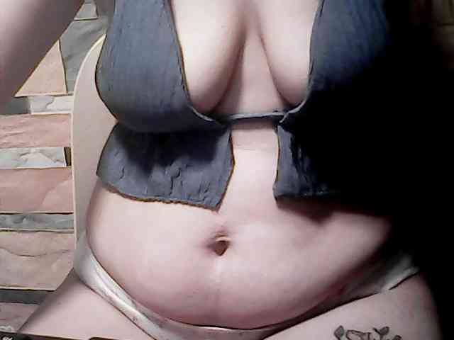 extremelymilkyboobs webcam