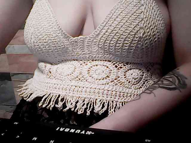 extremelymilkyboobs webcam