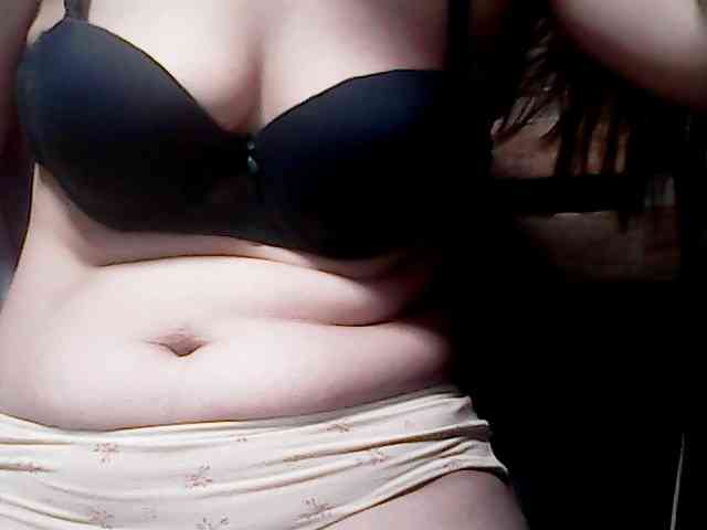 extremelymilkyboobs webcam