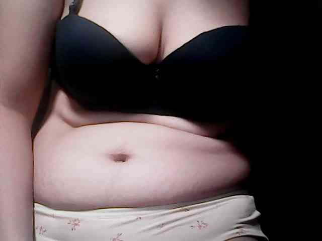 extremelymilkyboobs webcam