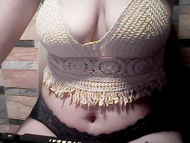 extremelymilkyboobs webcam