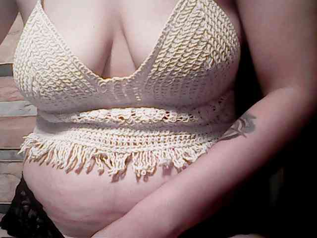 extremelymilkyboobs webcam