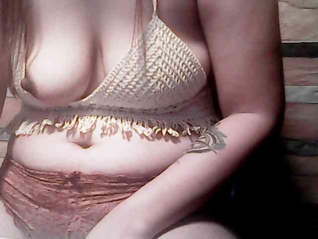 extremelymilkyboobs webcam