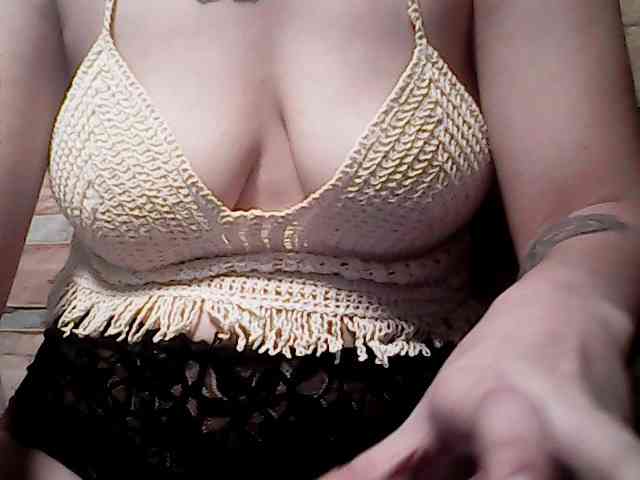 extremelymilkyboobs extremelymilkyboobs