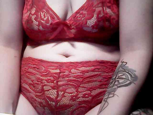 extremelymilkyboobs webcam