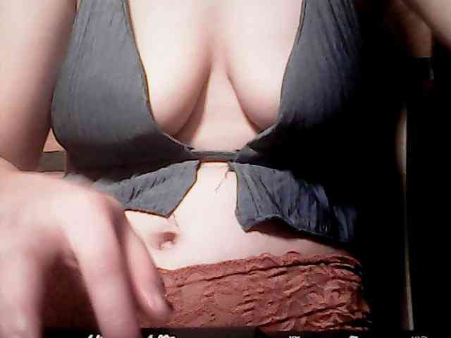 extremelymilkyboobs webcam