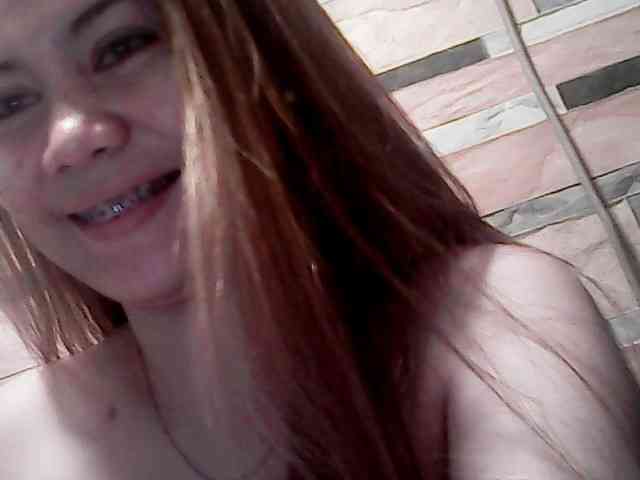 extremelymilkyboobs webcam