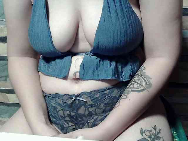 extremelymilkyboobs