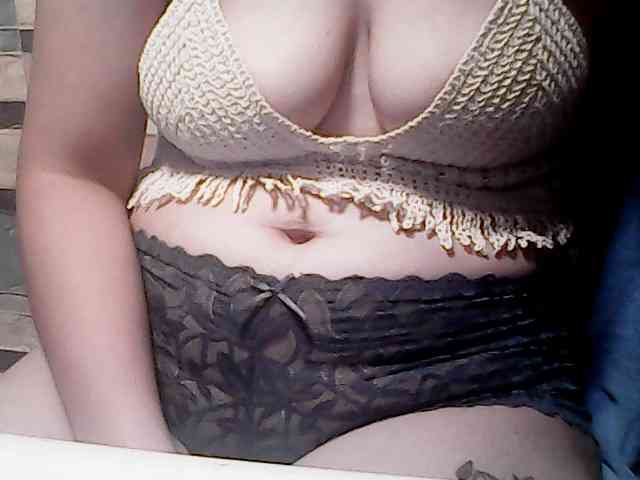 extremelymilkyboobs webcam