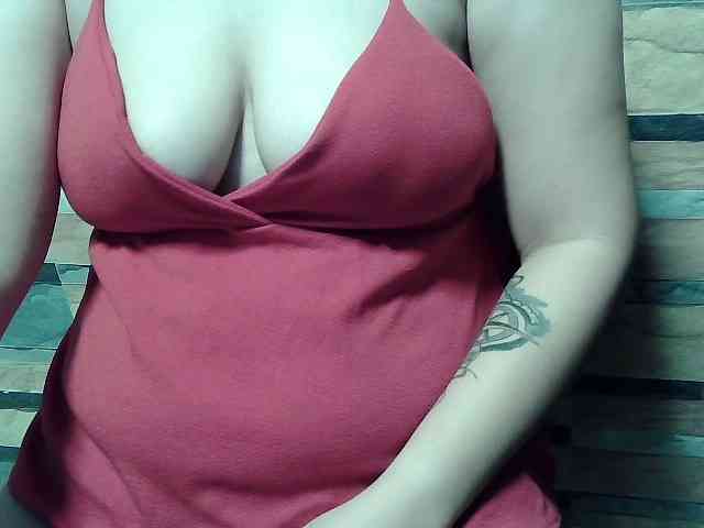 extremelymilkyboobs