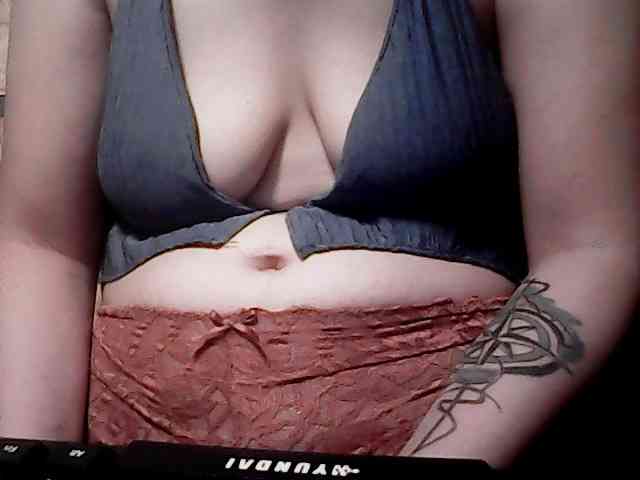 extremelymilkyboobs extremelymilkyboobs