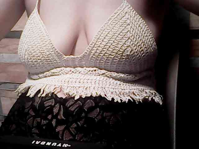 extremelymilkyboobs webcam