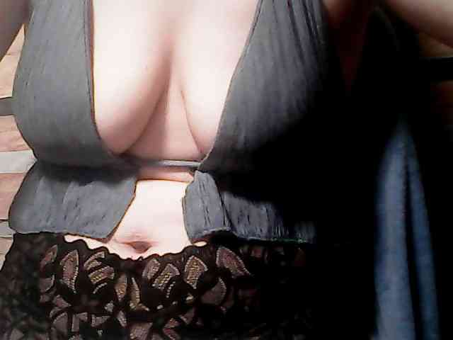 extremelymilkybo... Live Webcam on BongaCams