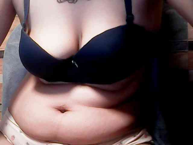 extremelymilkyboobs