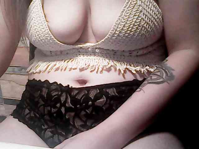 extremelymilkyboobs webcam