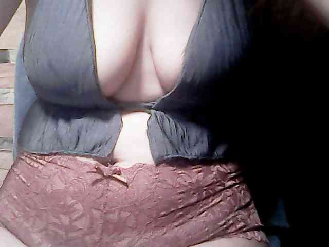 extremelymilkybo... Live Webcam on BongaCams
