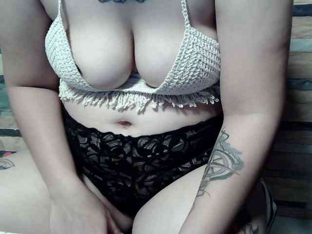 extremelymilkyboobs