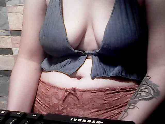 extremelymilkyboobs extremelymilkyboobs