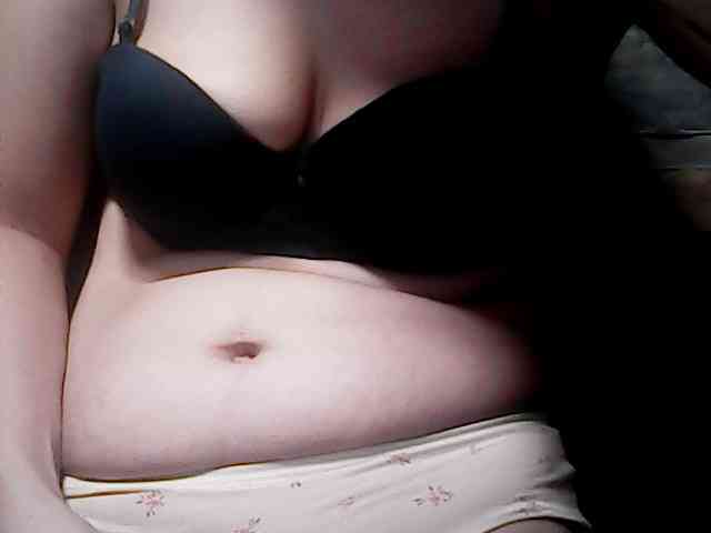 extremelymilkyboobs webcam