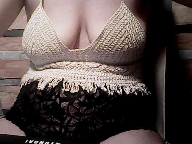 extremelymilkyboobs webcam