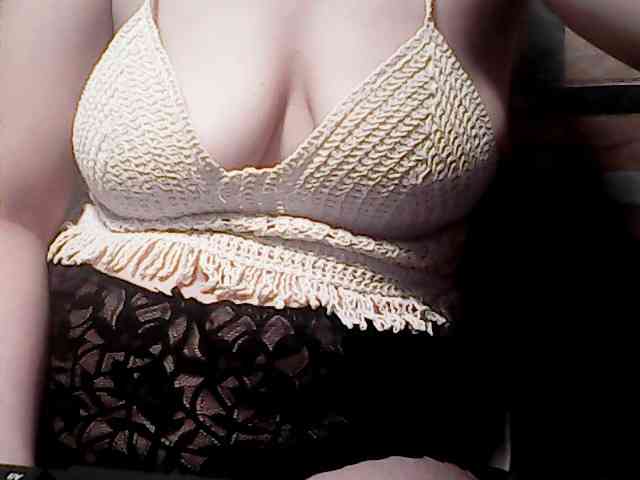 extremelymilkyboobs webcam