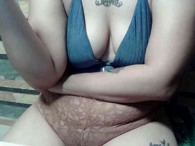 extremelymilkyboobs