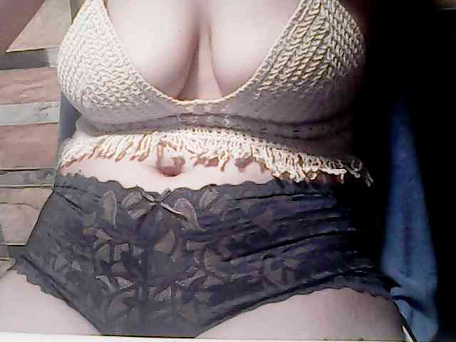 extremelymilkyboobs webcam