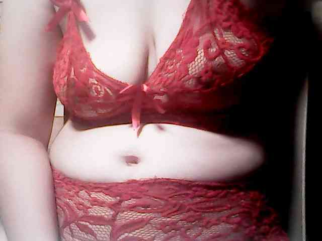extremelymilkyboobs webcam