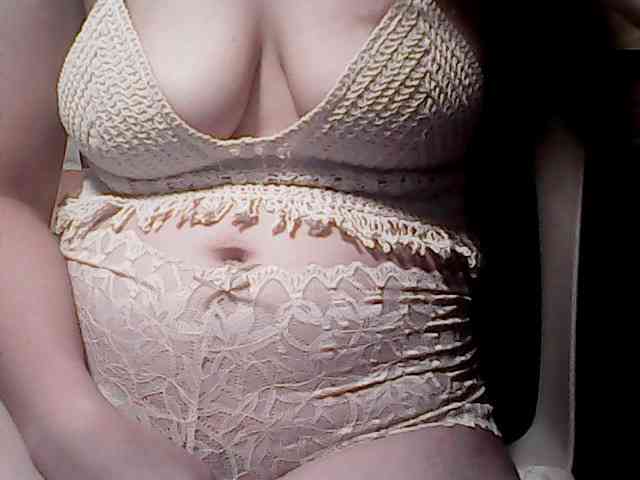 extremelymilkyboobs webcam
