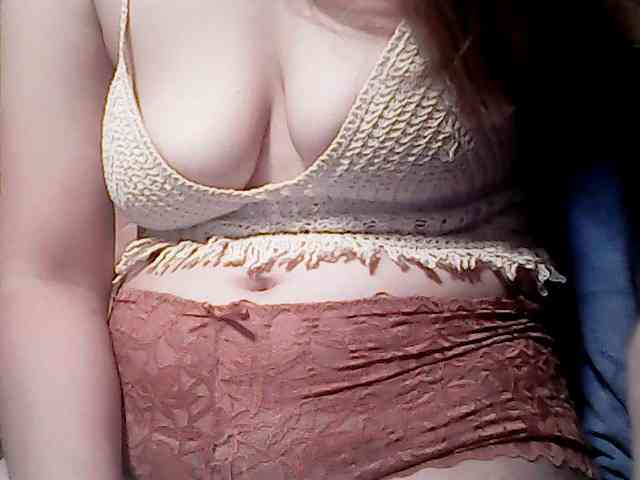 extremelymilkybo... Live Webcam on BongaCams