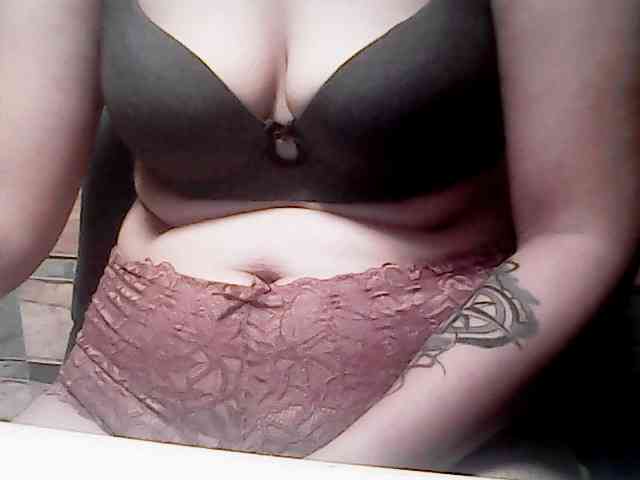 extremelymilkyboobs extremelymilkyboobs
