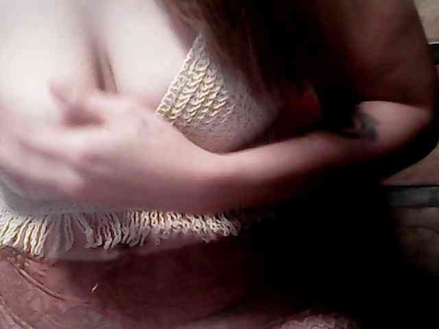 extremelymilkyboobs webcam