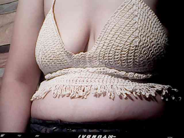 extremelymilkyboobs webcam