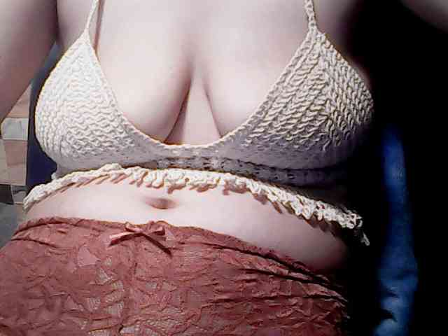 extremelymilkyboobs webcam