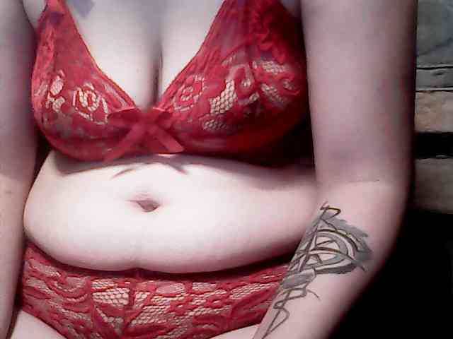 extremelymilkyboobs webcam