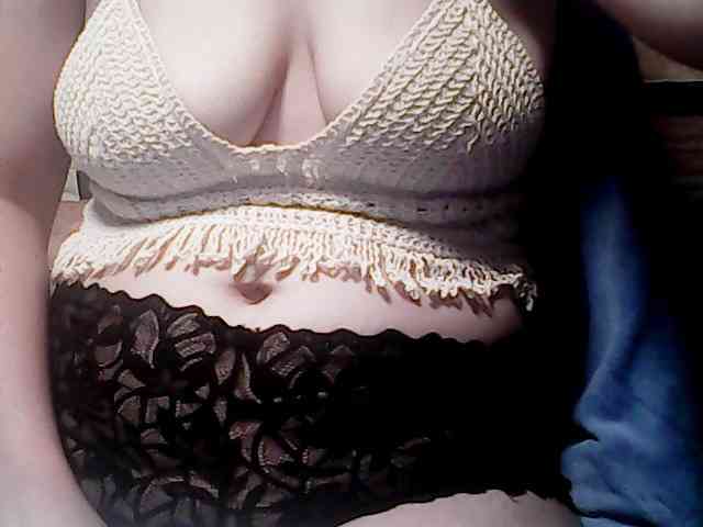 extremelymilkyboobs webcam