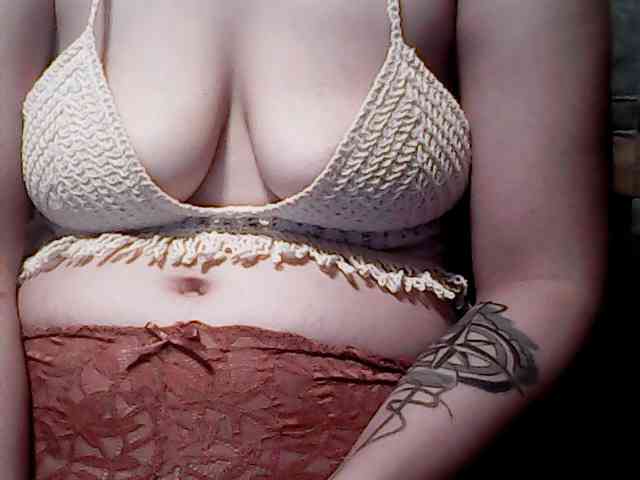 extremelymilkyboobs webcam