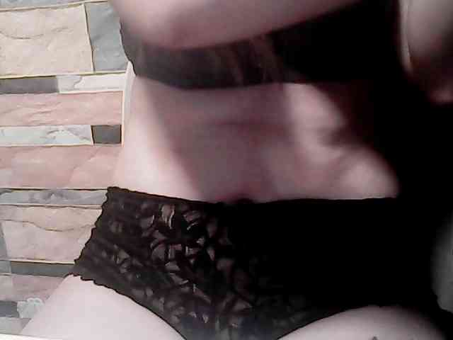 extremelymilkybo... Live Webcam on BongaCams