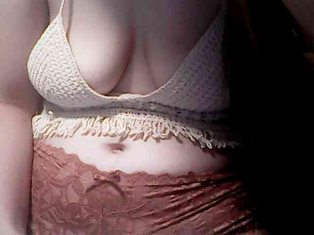 Model: extremelymilkyboobs