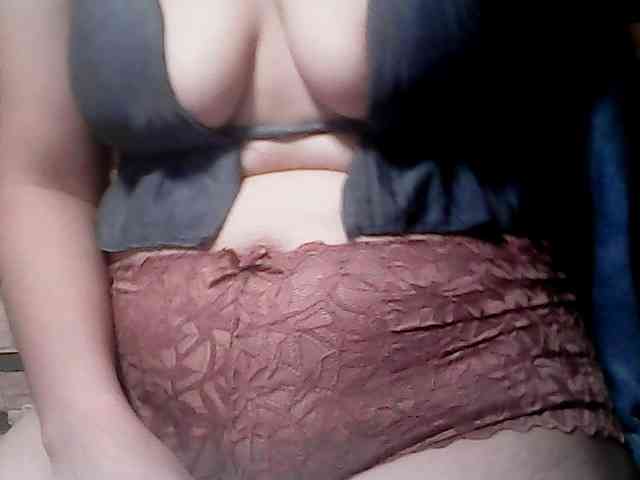 extremelymilkyboobs webcam