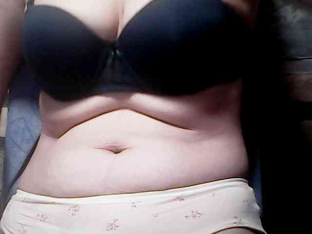 extremelymilkyboobs webcam