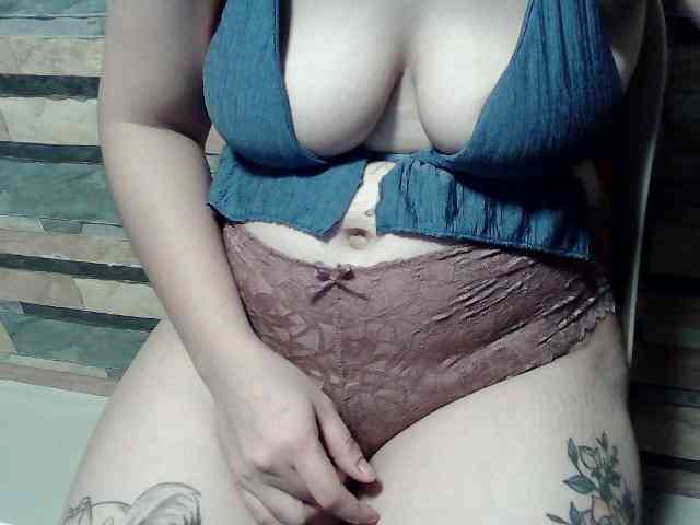 extremelymilkyboobs