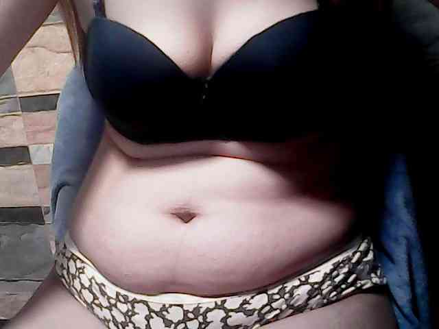 extremelymilkyboobs webcam