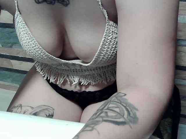 extremelymilkyboobs extremelymilkyboobs