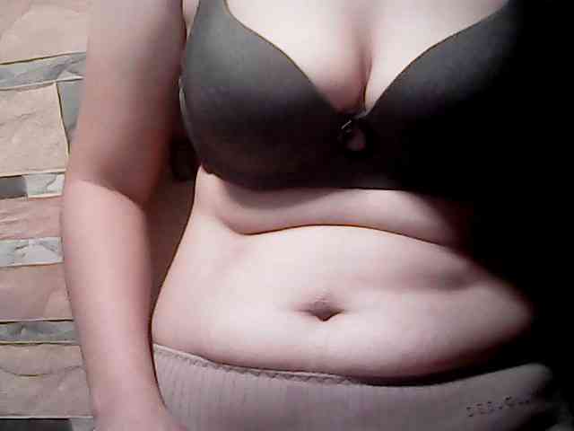 extremelymilkyboobs webcam