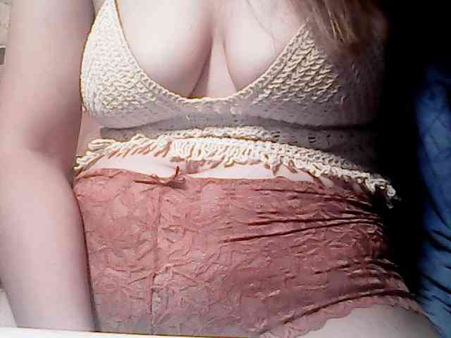 extremelymilkybo... Live Webcam on BongaCams